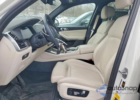 2022 BMW X5 xDrive45E z USA, uszkodzony, nr VIN 5UXTA6C04N9N04612